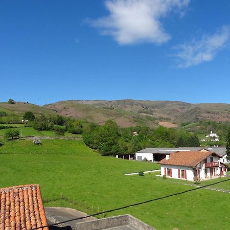 Hotel Eskualduna Chez Katina Saint-Martin-dʼArrossa Buitenkant foto